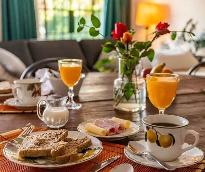 Retkeilymaja Casona La Chiquita