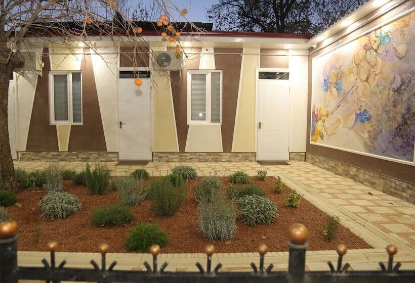 Gallery Hotel — Hostel