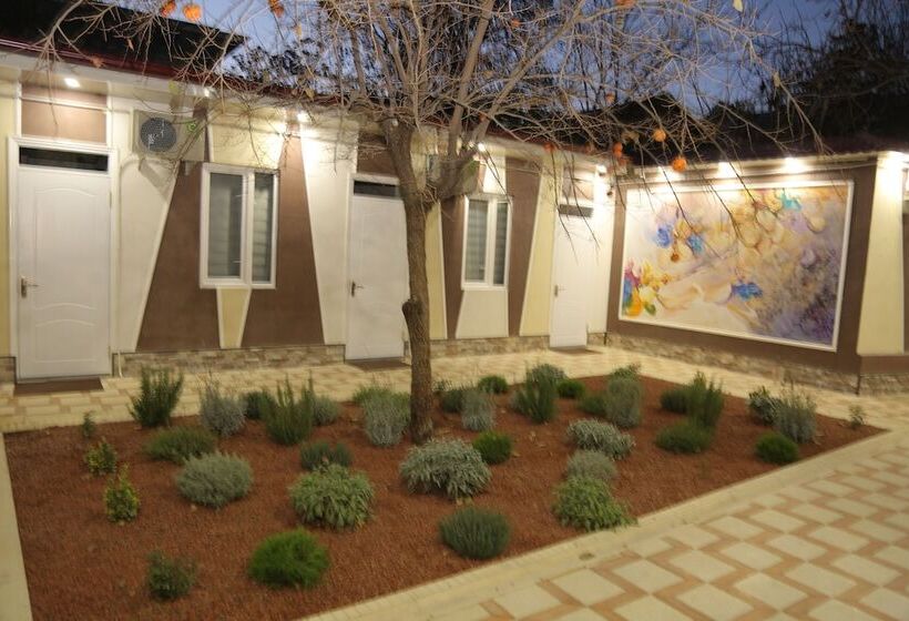 Gallery Hotel — Hostel