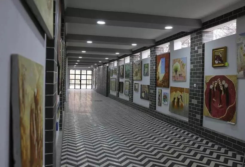 Gallery Hotel — Hostel
