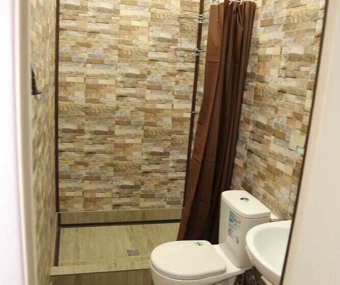 Gallery Hotel — Hostel