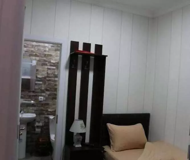 Gallery Hotel — Hostel