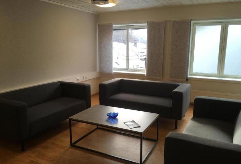 ユースホステル Heradshuset