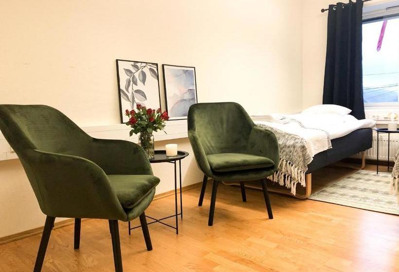 ユースホステル Heradshuset