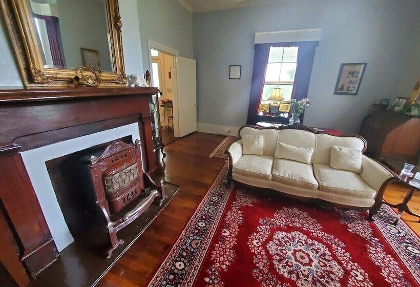 צימר The Inn At Key Falls Estate