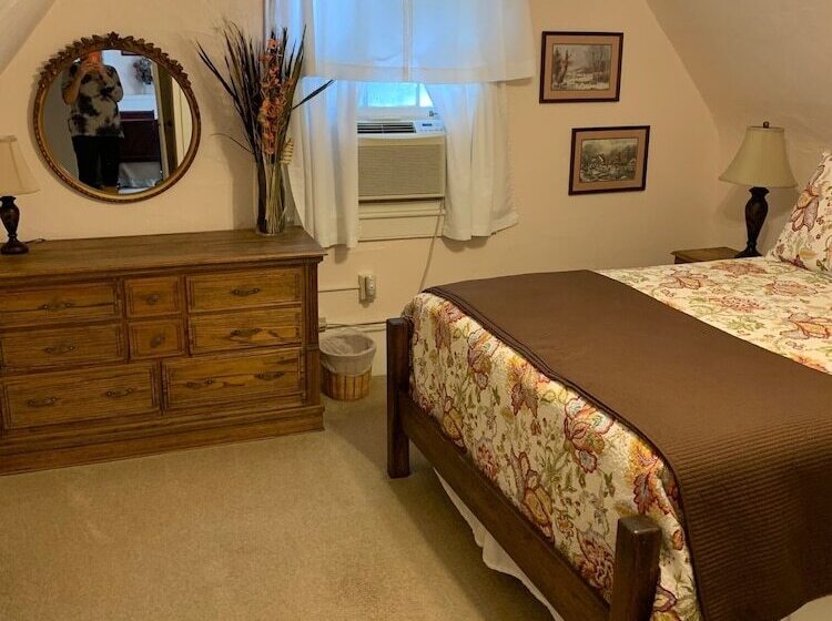 צימר The Inn At Key Falls Estate