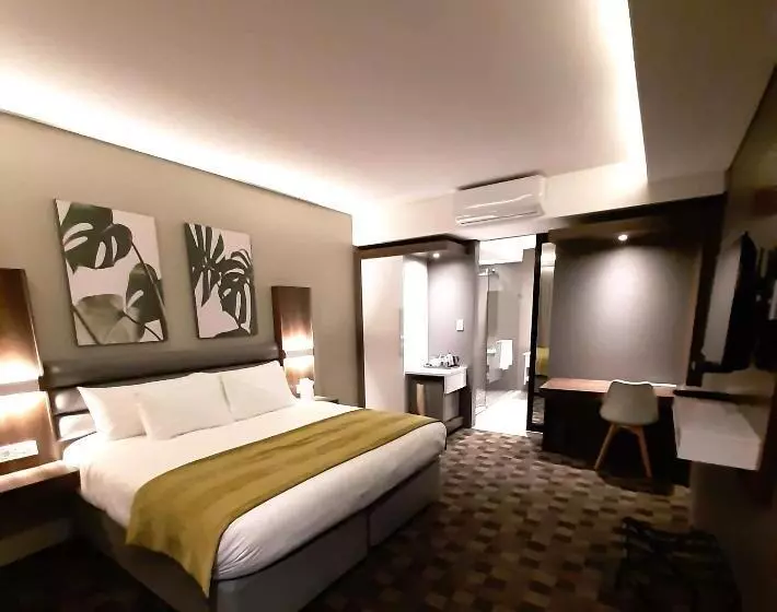 Copperwood Hotel And Conferencing