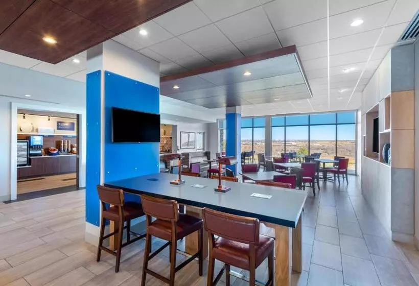 Hotelli Holiday Inn Express & Suites   Colorado Springs South I 25, An Ihg