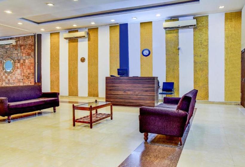 هتل Treebo Trip Mittal Gardens