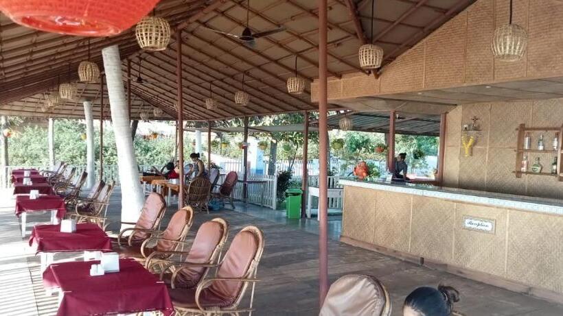 Pensão Anthy’s Guesthouse And Restaurant