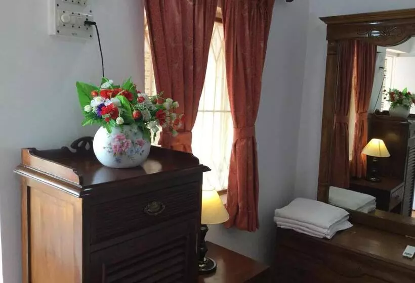 Majatalo Anthy’s Guesthouse And Restaurant