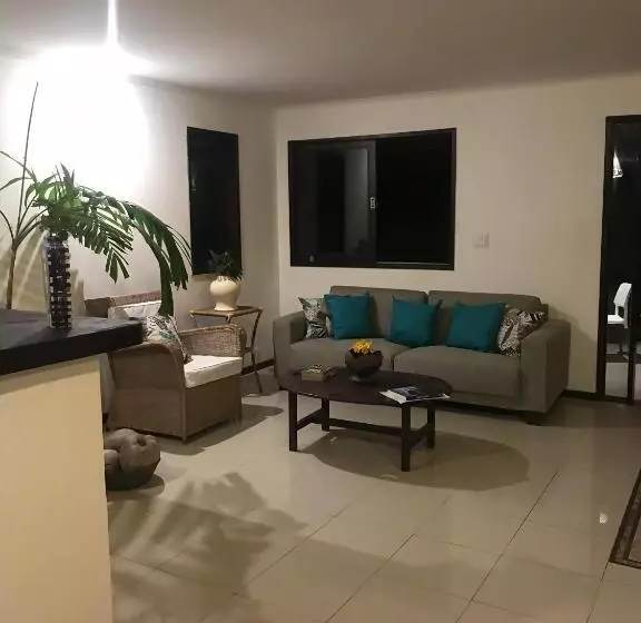 ペンション Pousada Oceano