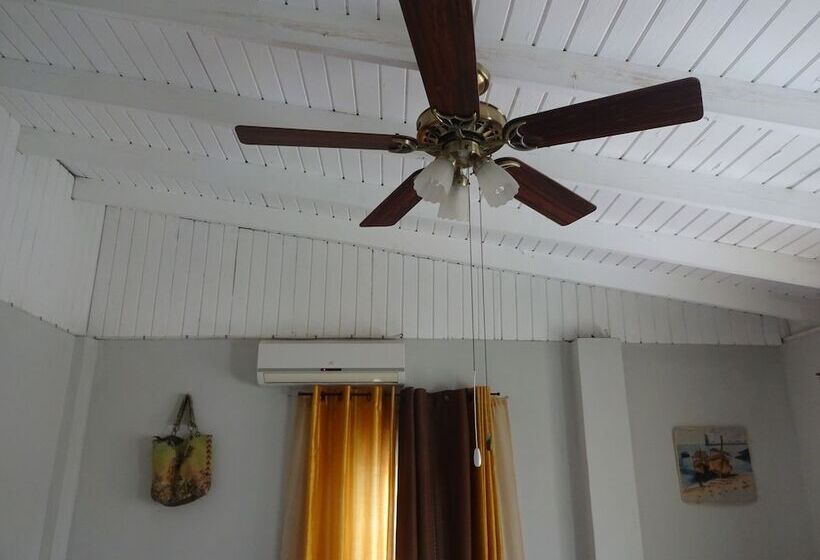 پانسیون Secret Haven Tnt