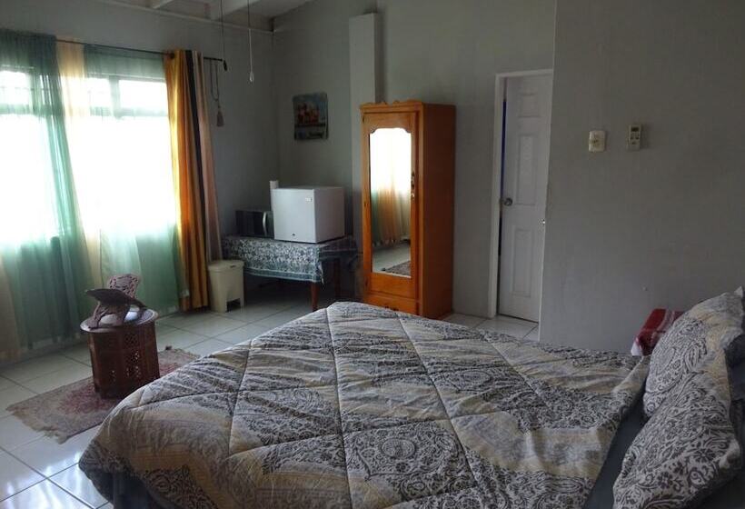 پانسیون Secret Haven Tnt