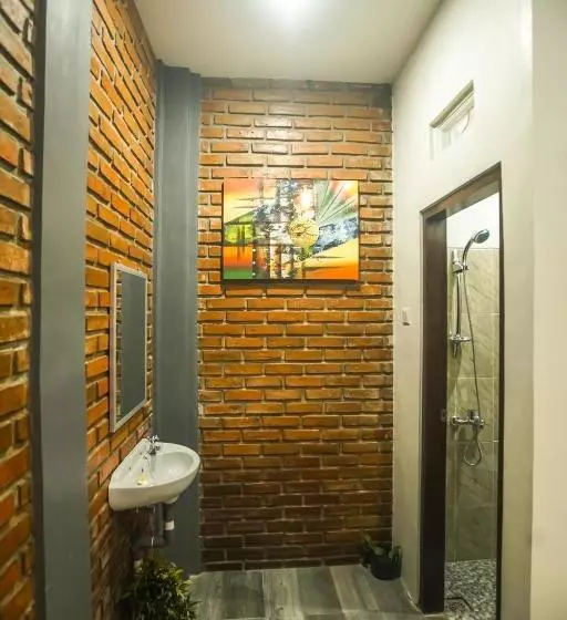 Majatalo The Backyard House