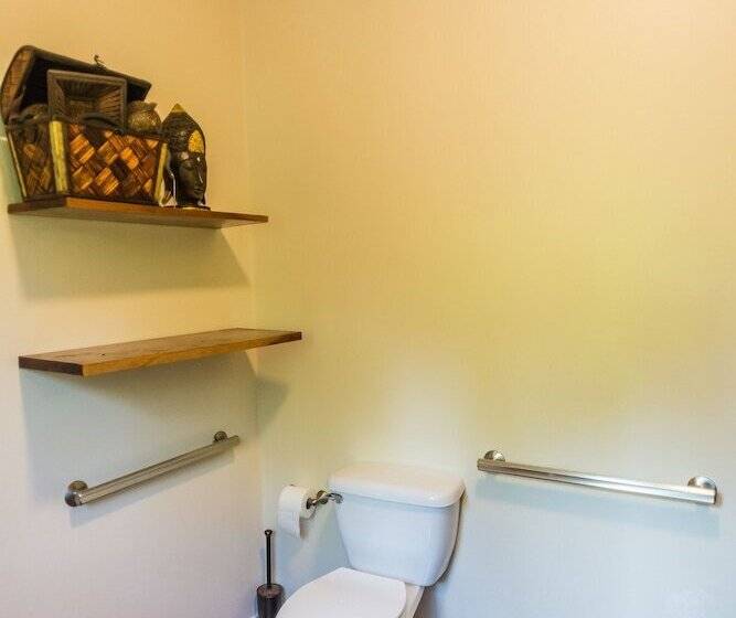 Blue Paloma Bed & Breakfast