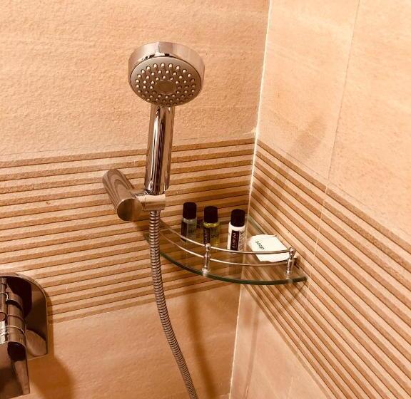 בית מלון כפרי Aurum Resorts