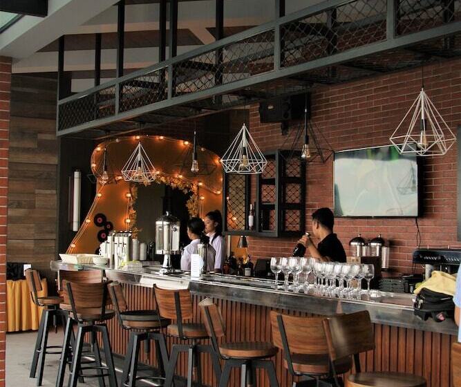 Capitol Hill Hotel And Suites