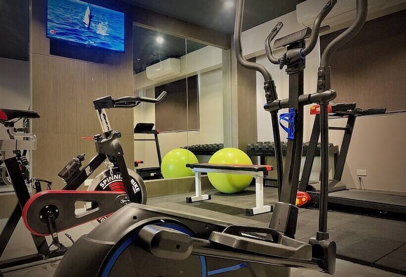 Capitol Hill Hotel And Suites