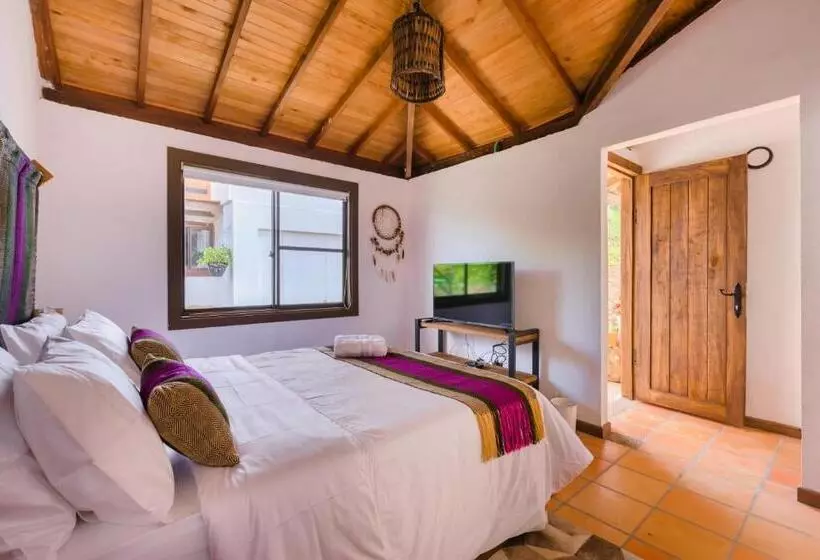 ホテル Kawa Mountain Retreat