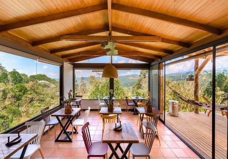 ホテル Kawa Mountain Retreat