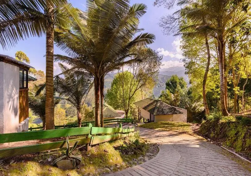 ホテル Kawa Mountain Retreat