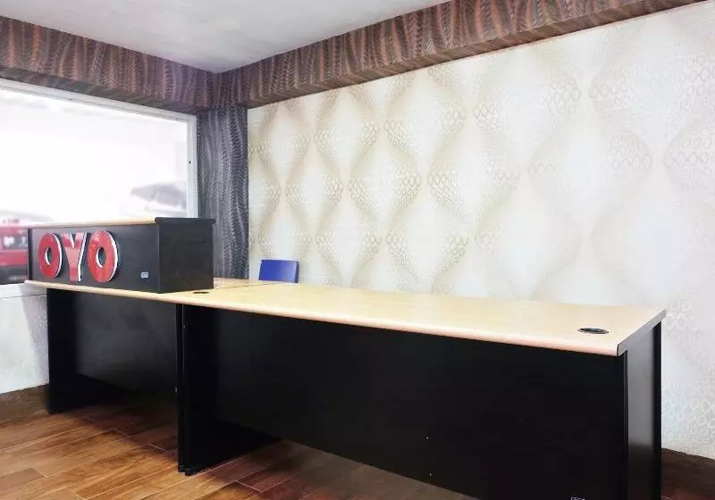 ホテル Oyo 2595  Jinan Makassar