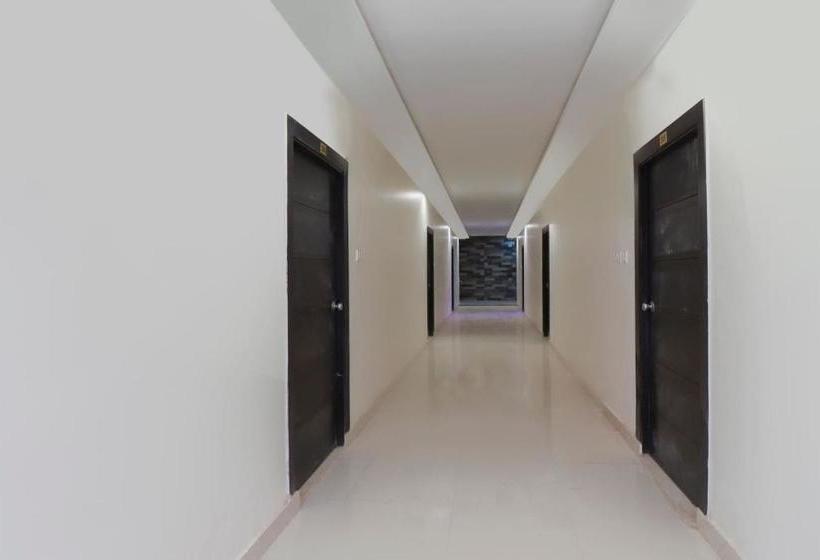 هتل Oyo 67311 J.r Palace