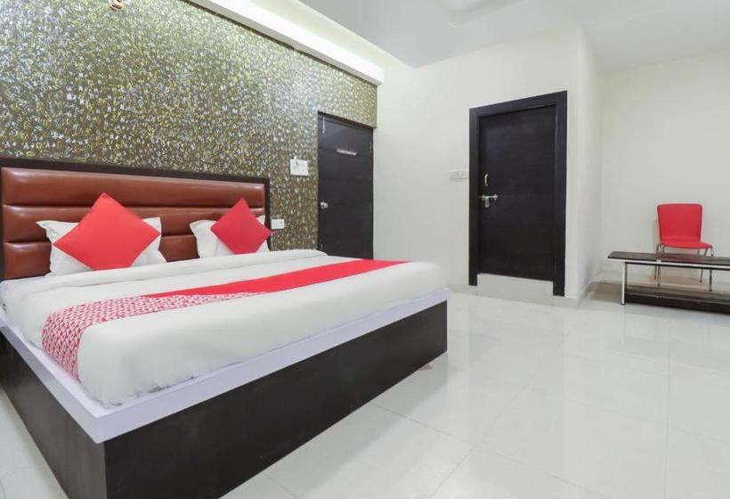 هتل Oyo 67311 J.r Palace