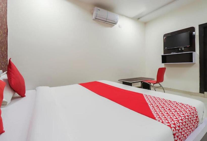 هتل Oyo 67311 J.r Palace