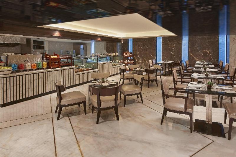 هتل Renaissance Dhaka Gulshan