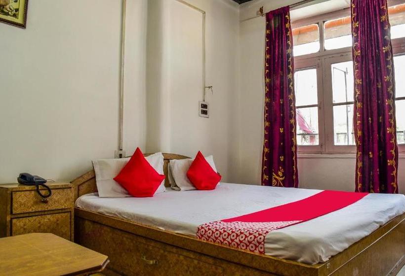 호텔 Spot On 48242 Diamond