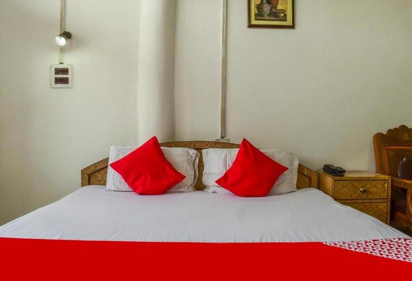 호텔 Spot On 48242 Diamond