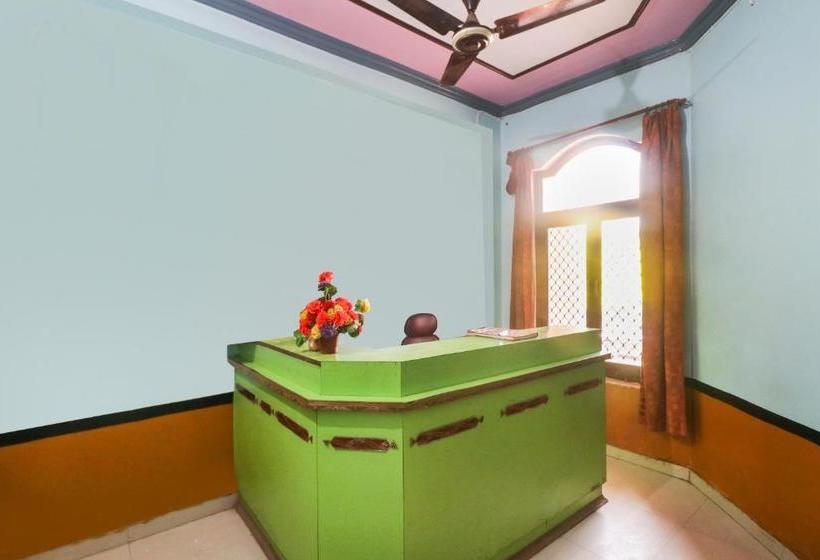 호텔 Spot On 67728 Ashish Guest House