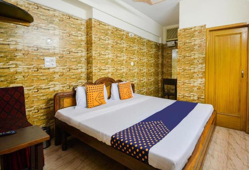 בית מלון כפרי Spot On 68349 Kaka