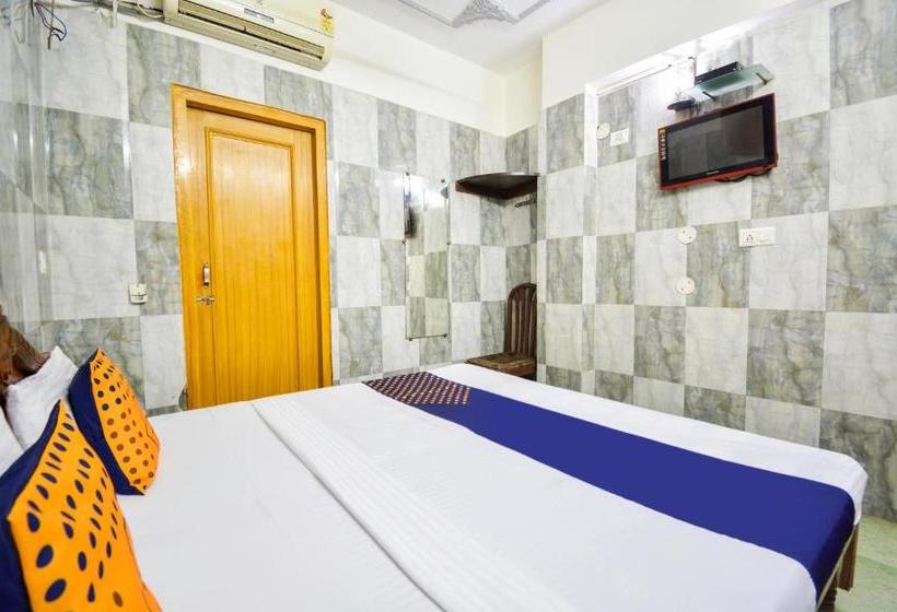 בית מלון כפרי Spot On 68349 Kaka