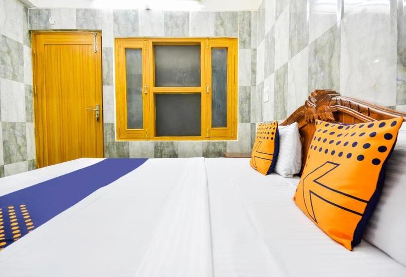 בית מלון כפרי Spot On 68349 Kaka