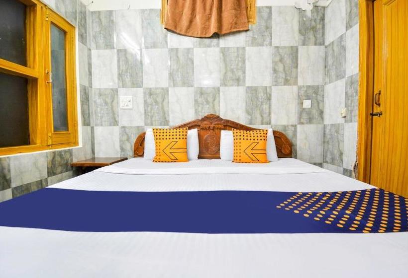 בית מלון כפרי Spot On 68349 Kaka