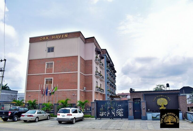 Oak Haven Hotel And Suites