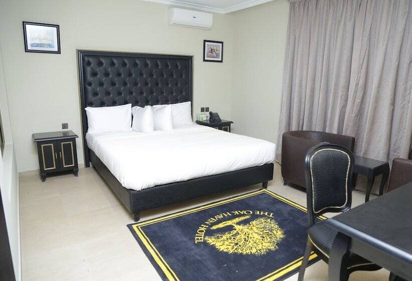 Oak Haven Hotel And Suites