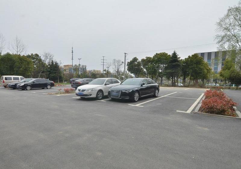 ホテル Greentree Inn Hefei City Baohe Districtgarden Avenue Express