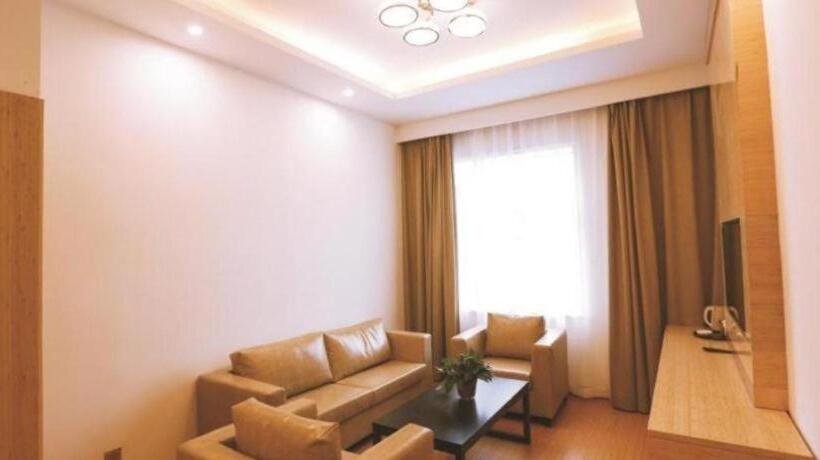 בית מלון כפרי Greentree Inn Huaqingchi Subway Station