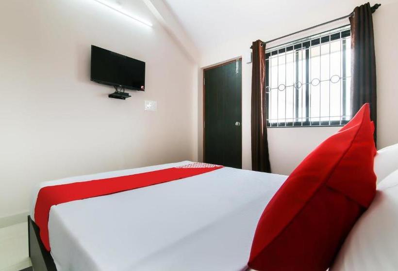 ホテル Oyo 43615  Sunshine