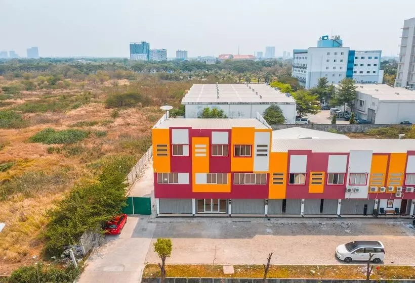 Hotelli Reddoorz @ Iodium Residence Cikarang