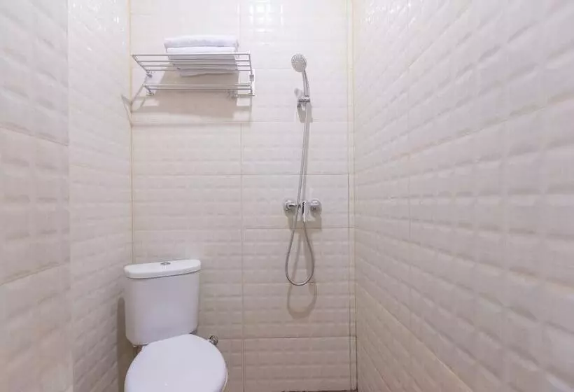 Hotelli Reddoorz @ Iodium Residence Cikarang