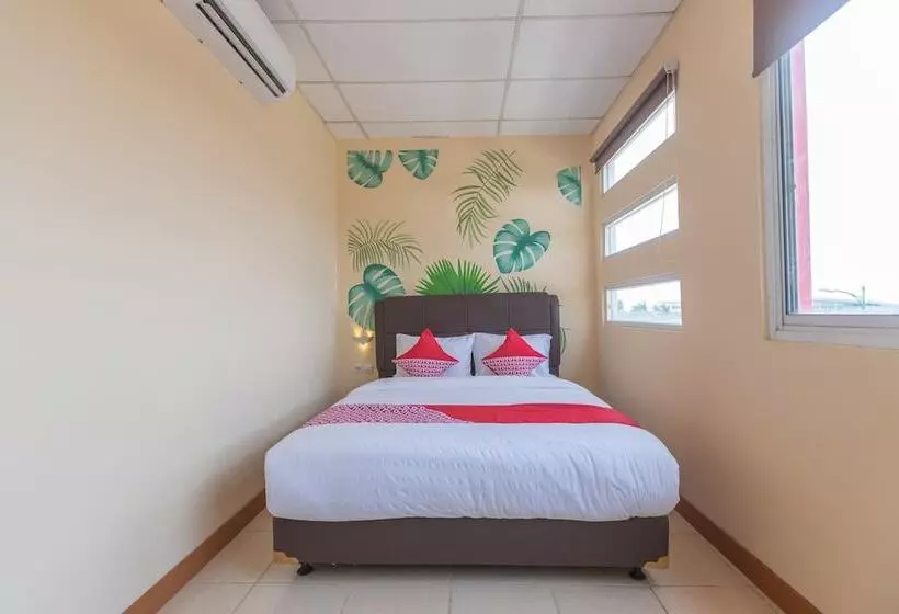 Hotelli Reddoorz @ Iodium Residence Cikarang