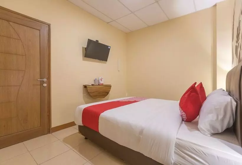 Hotelli Reddoorz @ Iodium Residence Cikarang