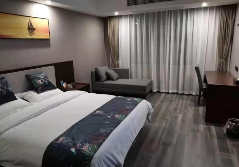 Hotel Shell Fuyang City South Bus Station