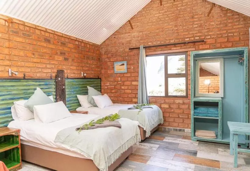 پانسیون Otavi Vineyards Self Catering & Camping