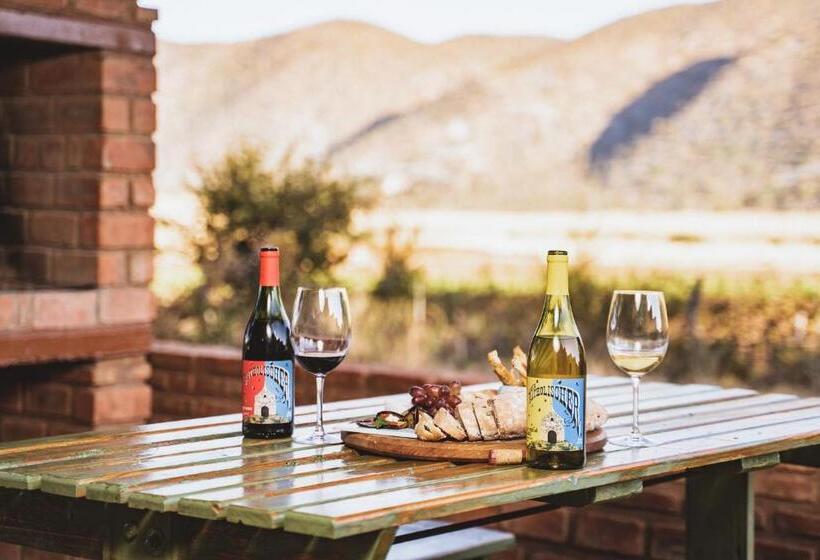 پانسیون Otavi Vineyards Self Catering & Camping